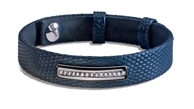 Accessoire Bijou pour homme : bracelet en lézard mat bleu, barette en or noir sans email, diamants blancs